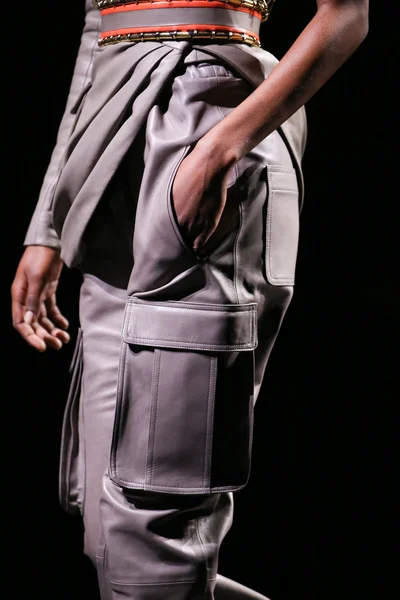 Look 33